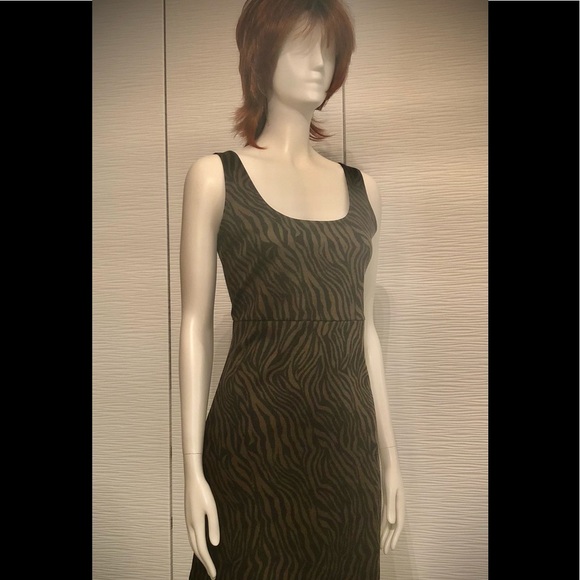 Cute animal print stretchy T- dress - Picture 2 of 5